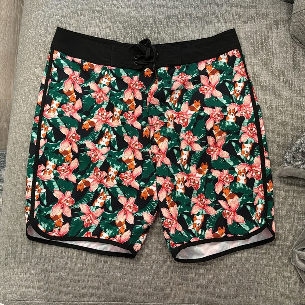 Midnight hour corgi board shorts size L